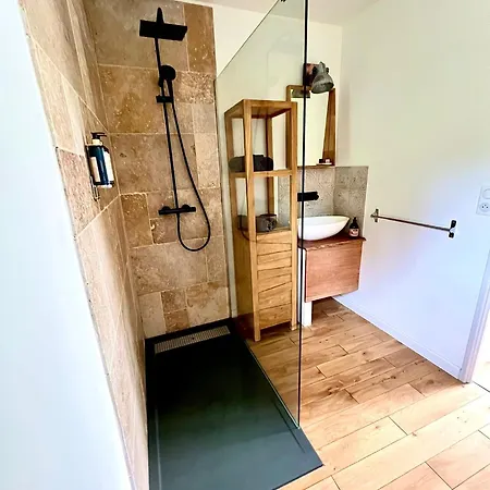 Loft Arty A 800 Metres De La Avec Jacuzzi